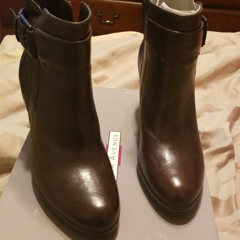 5TH AVENUE, Dark Brown Leather, Boots, NWOT